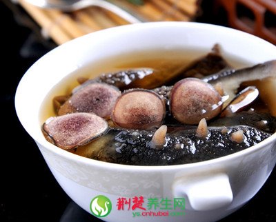 鹿茸爱上火 老人少吃鹿茸宜食黄精